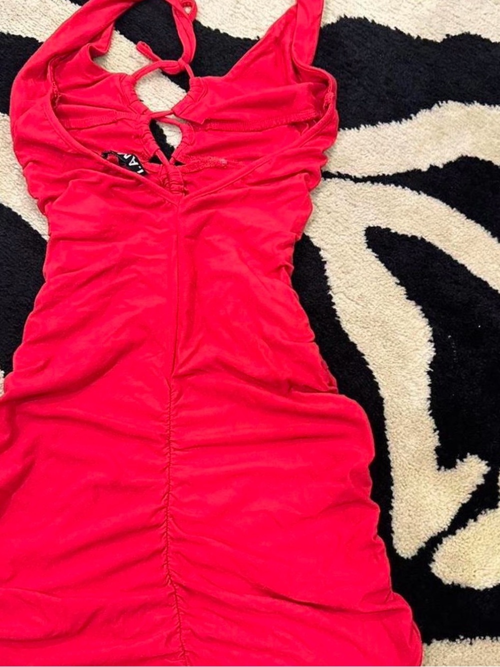 Red Halter Lace-Up Mini Dress - Picture 4 of 6